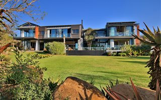 4 Bedroom House in Waterfall Country Estate