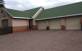 3 Bedroom Townhouse in Reyno Ridge