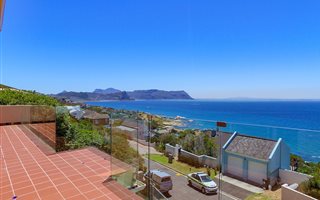 4 Bedroom House in Murdock Valley