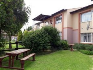 2 Bed Apartment in Van Der Hoff Park