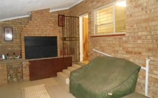 1 Bedroom Garden Cottage in Three Rivers
