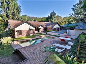 4 Bed House in Kloof