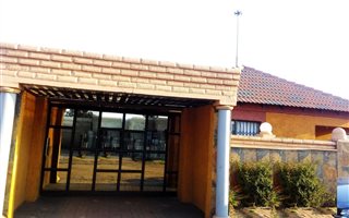 3 Bedroom House in Boipatong