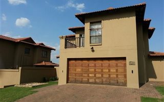 3 Bedroom Townhouse in Risiville