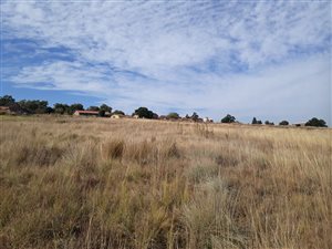 1000 m² Land available in Aviary Hill
