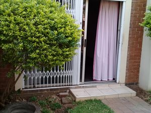 1.5 Bed Apartment in Pretoria Gardens