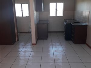 Studio apartment in Halfway House