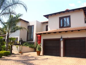 5 Bed House in Zwavelpoort