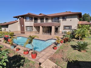 5 Bed House in Crestholme
