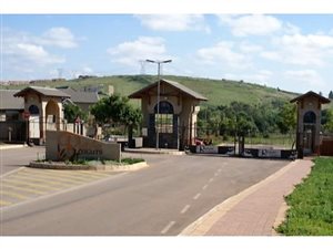1000 m² Land available in Rietvlei Heights Country Estate