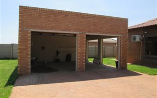3 Bedroom House in Lephalale (Ellisras)