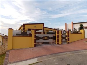 3 Bed House in Kwamagxaki