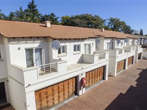3 Bed Townhouse in Ferndale