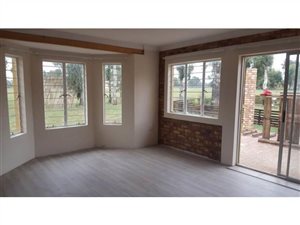 3 Bed House in Petit