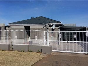 3 Bed House in Queenstown Central