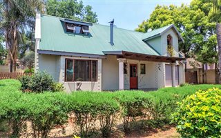 3 Bedroom House in White River Central