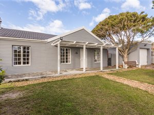 3 Bed House in Kommetjie