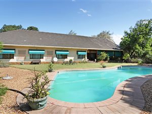 8 ha Farm in Franschhoek