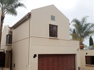 4 Bed Cluster in Melrose Estate