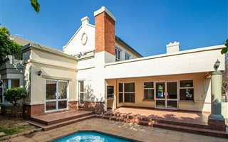 3 Bedroom Townhouse in Eagle Canyon Golf Estate