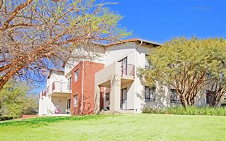 1 Bedroom House in Jackal Creek Golf Estate