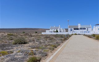 500 m² Land available in St Helena Bay