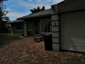 3 Bed House in Rowhill