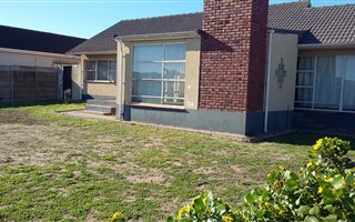 3 Bedroom House in Vredenburg