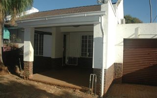 3 Bedroom House in Chroom Park