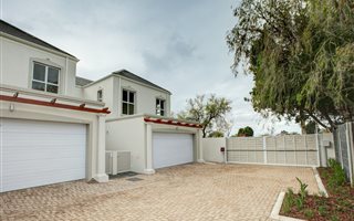 3 Bedroom Townhouse in Durbanville Central