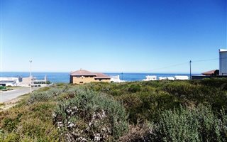 770 m² Land available in Yzerfontein