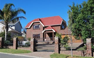 2 Bedroom House in Rome Glen