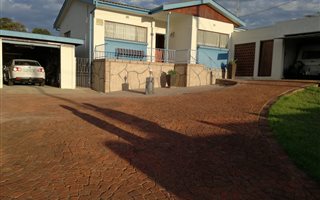 3 Bedroom House in Despatch