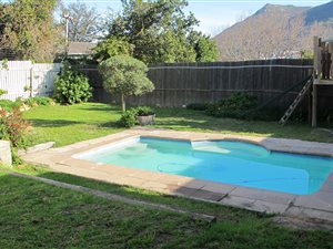 3 Bed House in Penzance Estate
