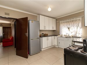 2 Bed House in Moletsane