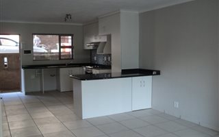 3 Bedroom Simplex in Amanzimtoti
