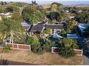 7 Bed House in Hluhluwe