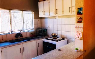 2 Bedroom House in South Ridge