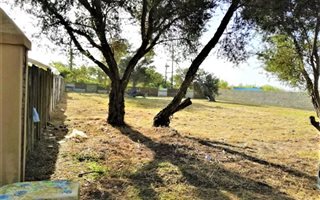 763 m² Land available in Kaysers Beach
