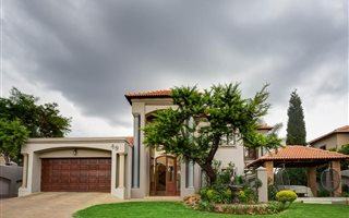 4 Bedroom House in Boardwalk