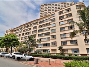 1 Bed Apartment in North Beach