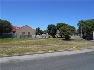 575 m² Land available in Kensington