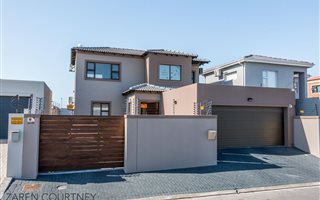 3 Bedroom House in Parklands North