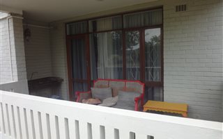 2 Bedroom Apartment in Bergvliet
