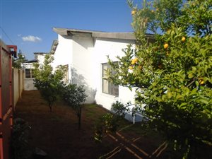 5 Bed House in Roodepoort North