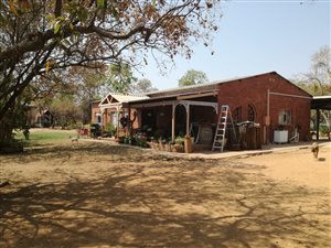 8.5 ha Farm in Hammanskraal