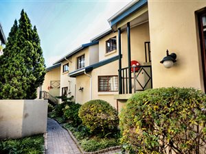 2 Bed Townhouse in Victory Park