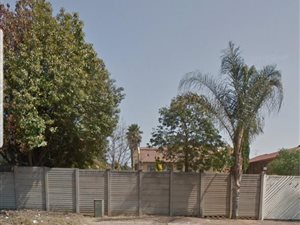 968 m² Land available in Marlboro Gardens