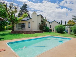 4 Bed House in Brackendowns
