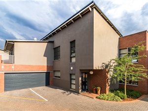 4 Bed House in Lynnwood